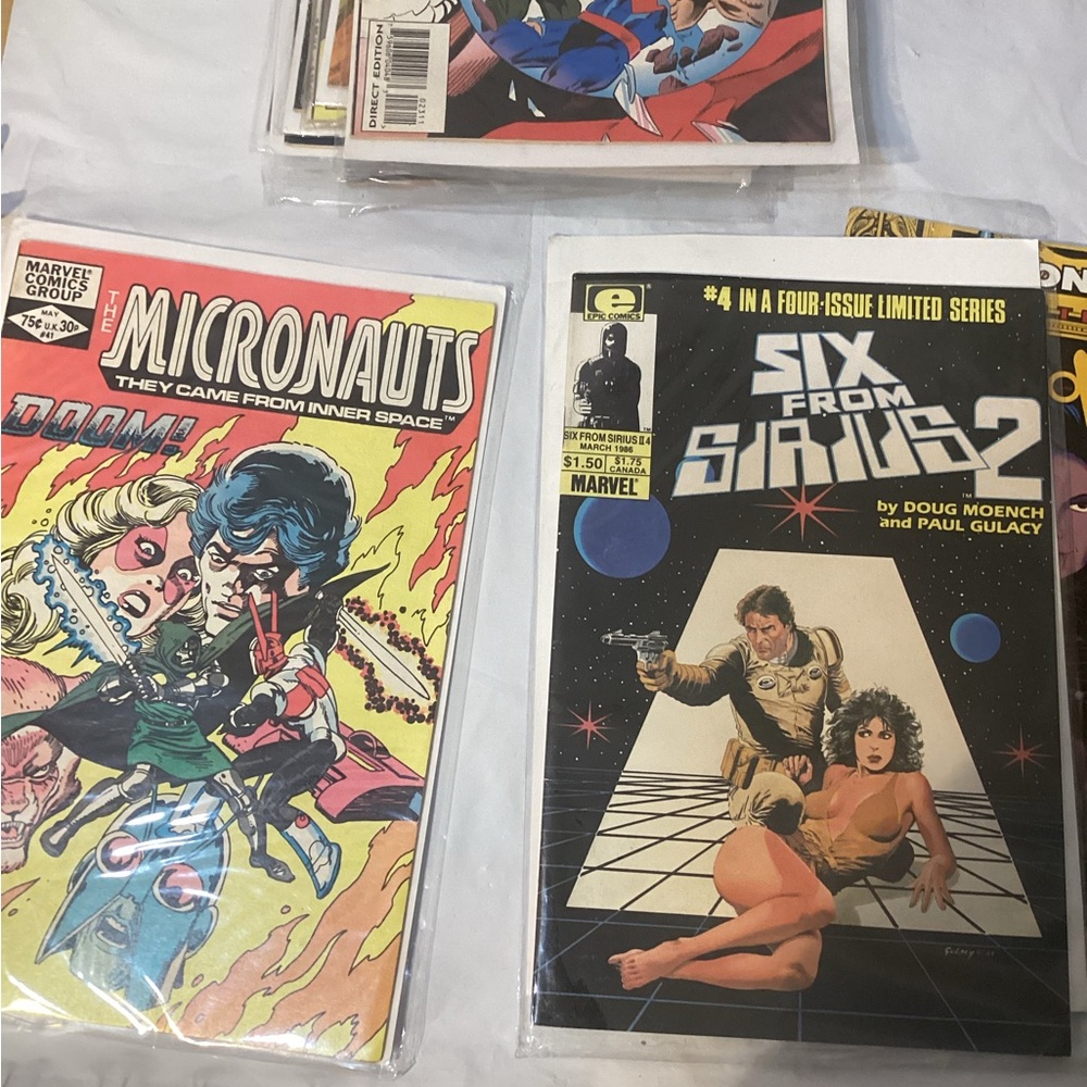 13 ComicBooks - Picture 7 of 8